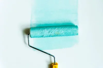 Peinture intérieure à Pranles — murs, plafonds et boiseries